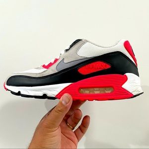 Nike Air Max 90 Retro “Infrared”